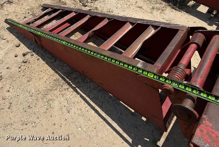 image for item ED5723 2010 Gooseneck Trailer 1032102A12A2 equipment trailer