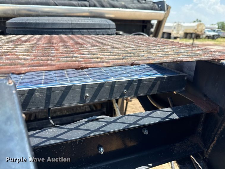 image for item ED5725 2011 Big Tex 25DU-20 dump trailer