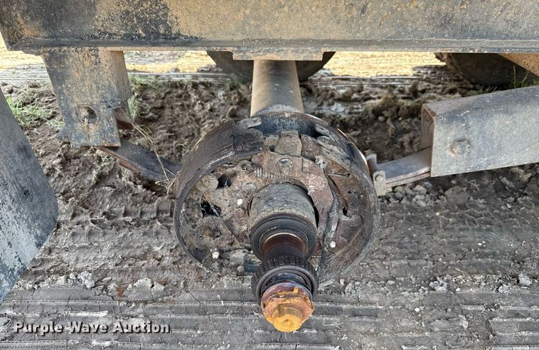 image for item ED5725 2011 Big Tex 25DU-20 dump trailer