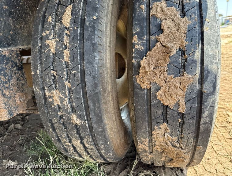 image for item ED5725 2011 Big Tex 25DU-20 dump trailer