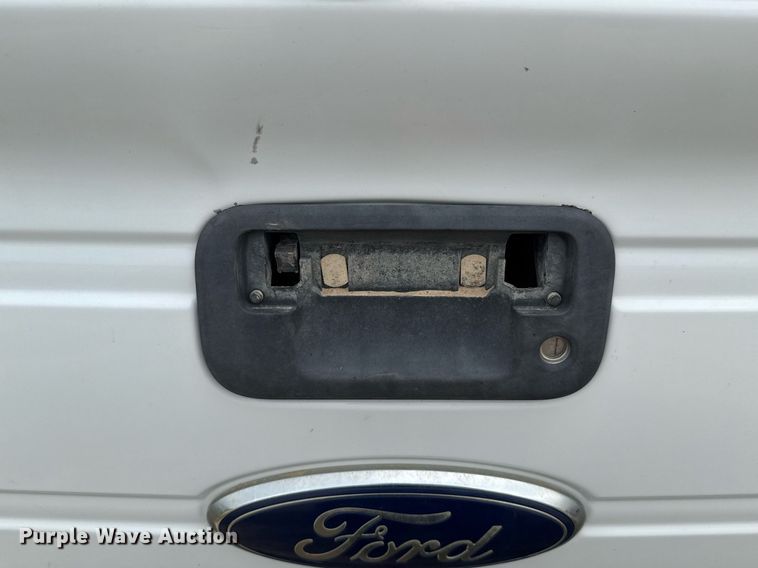 image for item ED5729 2013 Ford F150 pickup truck