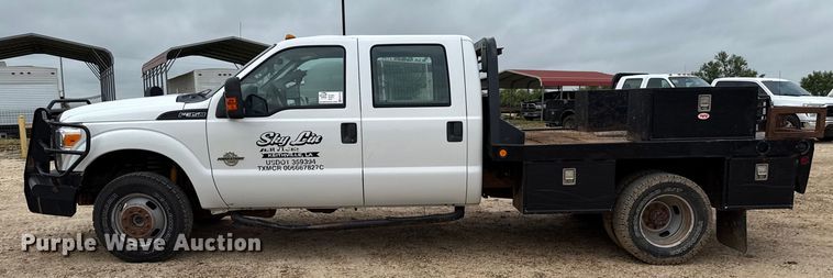 image for item ED5730 2011 Ford F350 Super Duty Crew Cab flatbed pickup truck