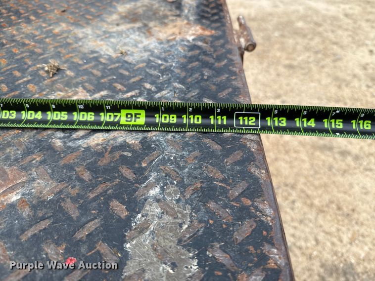 image for item ED5730 2011 Ford F350 Super Duty Crew Cab flatbed pickup truck