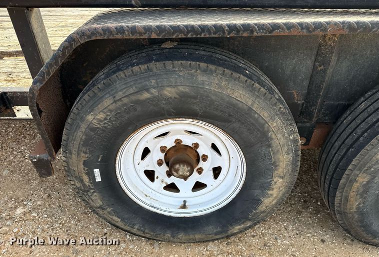 image for item ED5734 2011 Parker utility trailer