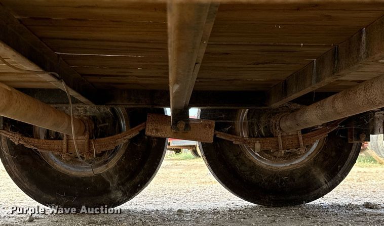 image for item ED5734 2011 Parker utility trailer