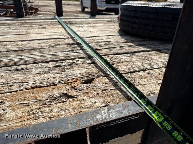 image for item ED5735 2011 Parker utility trailer