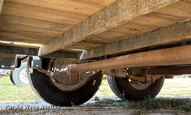 image for item ED5735 2011 Parker utility trailer