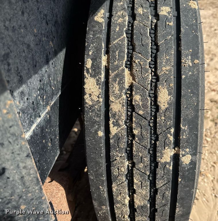 image for item ED5735 2011 Parker utility trailer