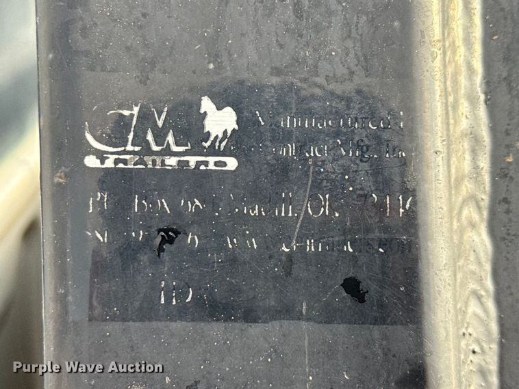 image for item ED5742 2017 Ford F350 Super Duty Crew Cab flatbed pickup truck