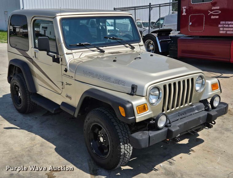 image for item EF1498 2002 Jeep Wrangler Sport SUV