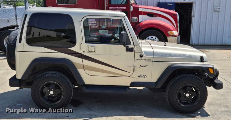 image for item EF1498 2002 Jeep Wrangler Sport SUV