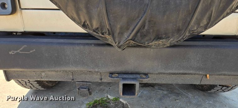 image for item EF1498 2002 Jeep Wrangler Sport SUV