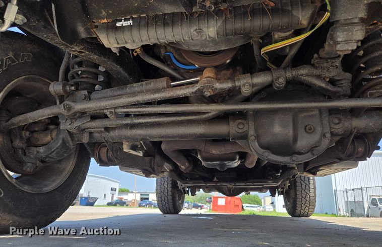 image for item EF1498 2002 Jeep Wrangler Sport SUV