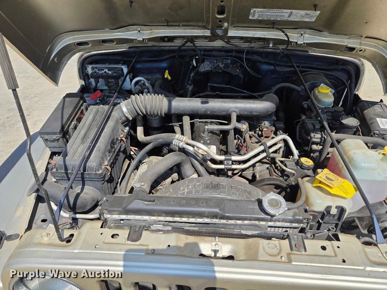 image for item EF1498 2002 Jeep Wrangler Sport SUV