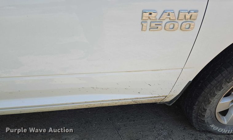 image for item EF1507 2015 Dodge Ram 1500  Crew Cab pickup truck