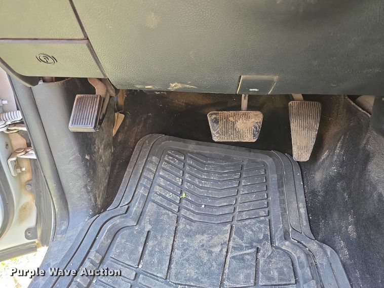 image for item EF1507 2015 Dodge Ram 1500  Crew Cab pickup truck