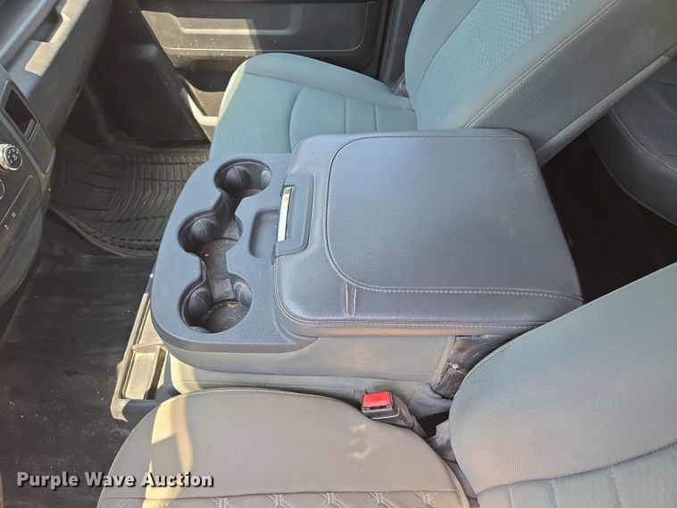 image for item EF1507 2015 Dodge Ram 1500  Crew Cab pickup truck