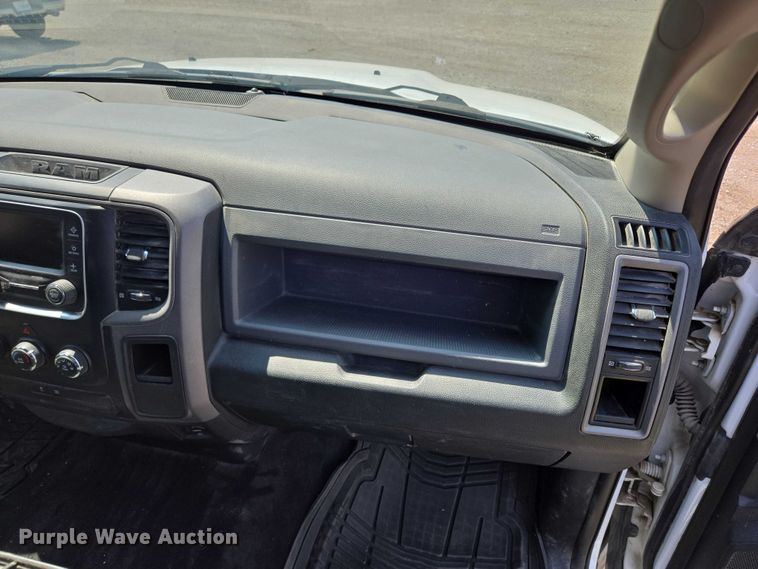 image for item EF1507 2015 Dodge Ram 1500  Crew Cab pickup truck