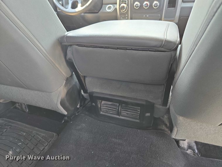 image for item EF1507 2015 Dodge Ram 1500  Crew Cab pickup truck