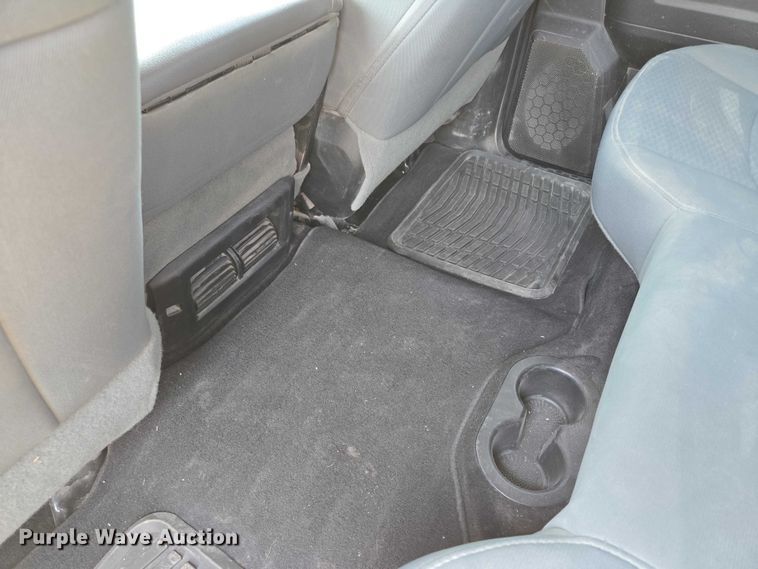 image for item EF1507 2015 Dodge Ram 1500  Crew Cab pickup truck