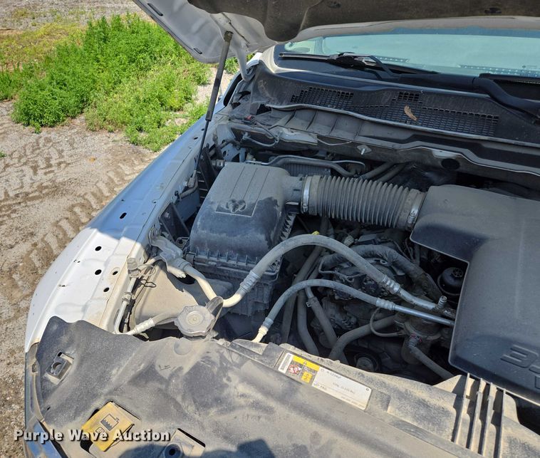 image for item EF1507 2015 Dodge Ram 1500  Crew Cab pickup truck