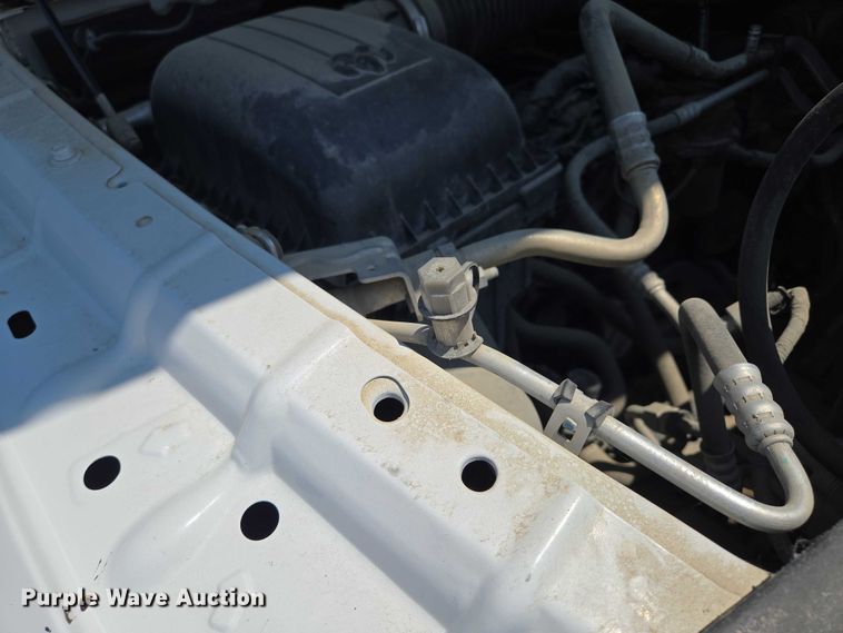 image for item EF1507 2015 Dodge Ram 1500  Crew Cab pickup truck