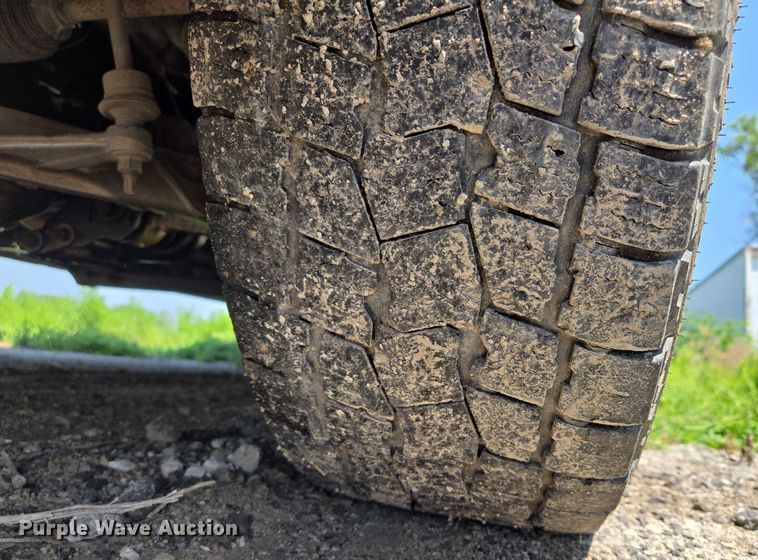 image for item EF1507 2015 Dodge Ram 1500  Crew Cab pickup truck