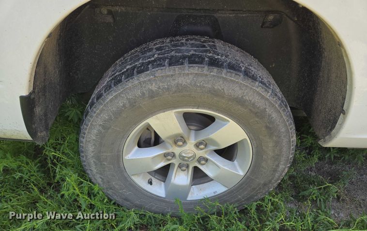 image for item EF1507 2015 Dodge Ram 1500  Crew Cab pickup truck