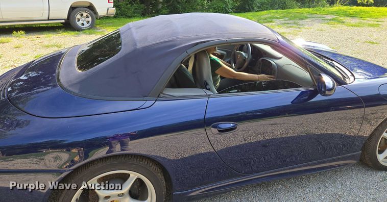 image for item EF1509 2004 Porsche 911 Carrera  convertible
