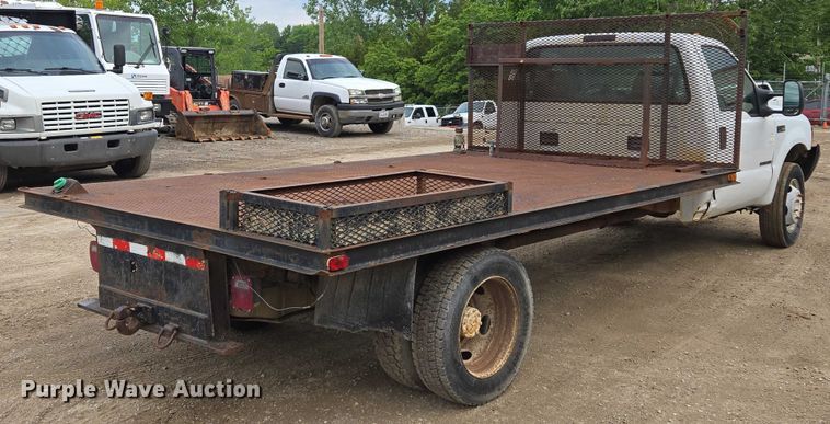image for item EF1515 2000 Ford F550 Super Duty flatbed truck