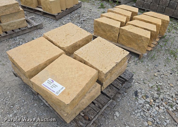 image for item EF1529 Building materials