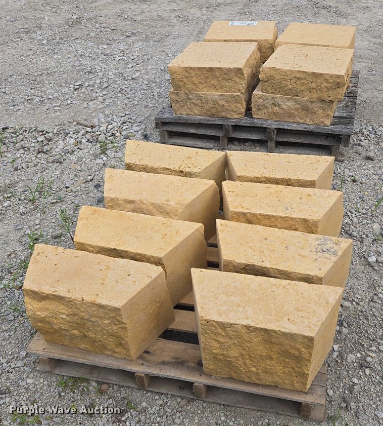 image for item EF1529 Building materials