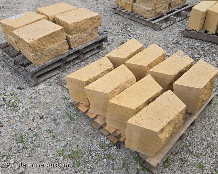 image for item EF1529 Building materials