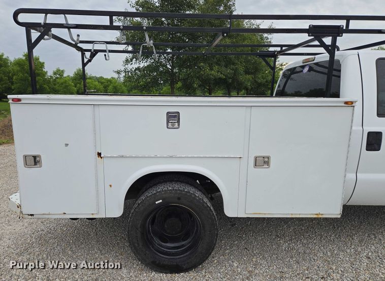 image for item EF1562 2012 Ford F450 Super Duty XL Crew Cab utility / service truck