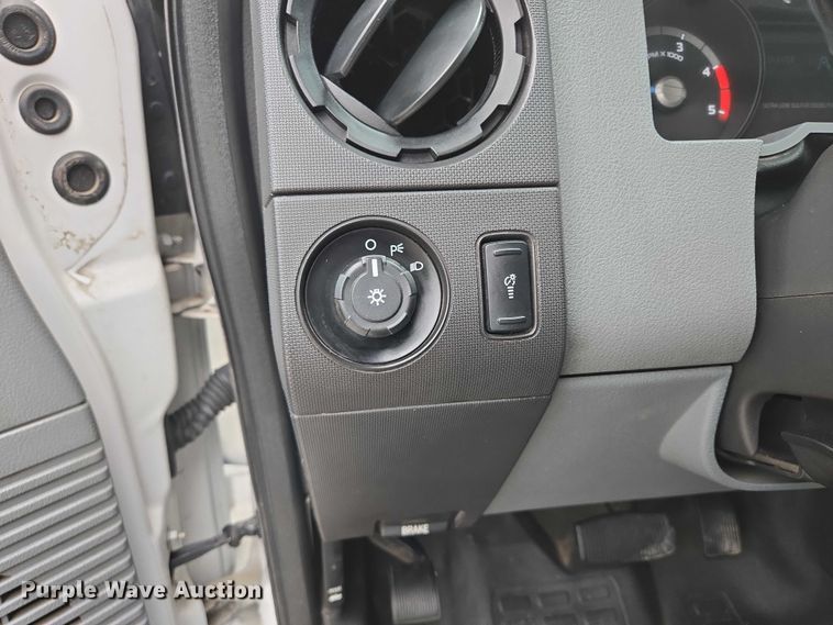 image for item EF1562 2012 Ford F450 Super Duty XL Crew Cab utility / service truck