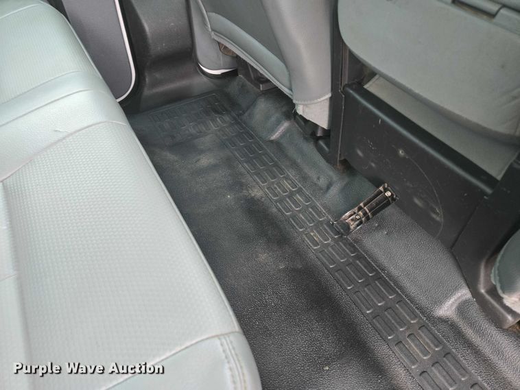 image for item EF1562 2012 Ford F450 Super Duty XL Crew Cab utility / service truck