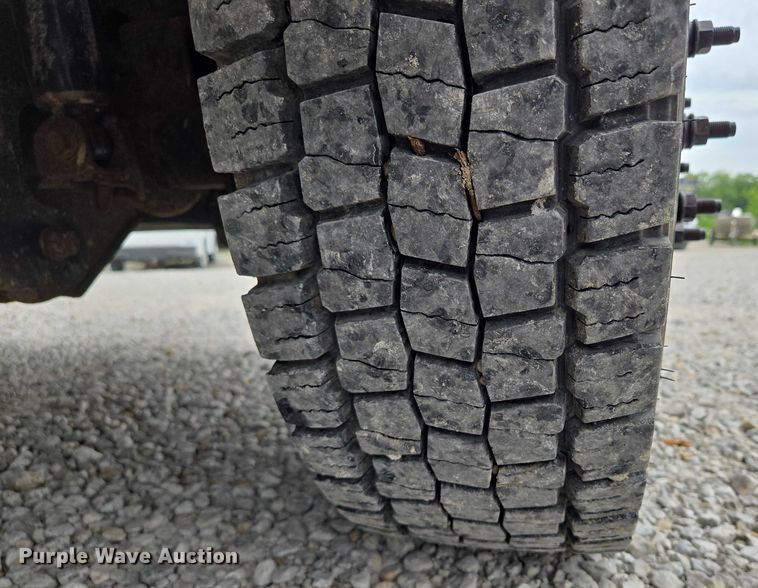 image for item EF1562 2012 Ford F450 Super Duty XL Crew Cab utility / service truck