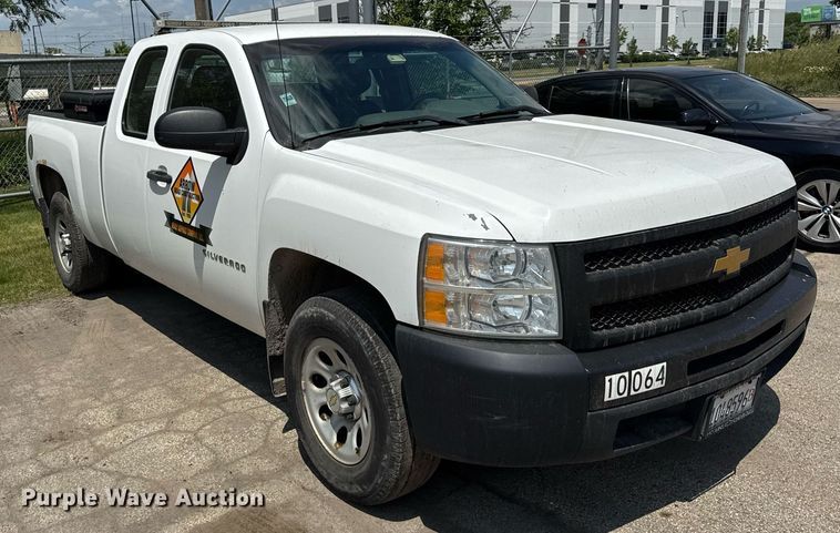 image for item EF2059 2012 Chevrolet Silverado 1500 Ext. Cab pickup truck
