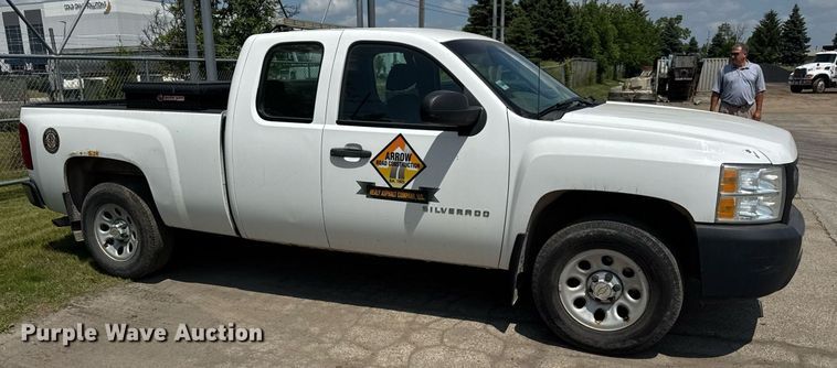 image for item EF2059 2012 Chevrolet Silverado 1500 Ext. Cab pickup truck