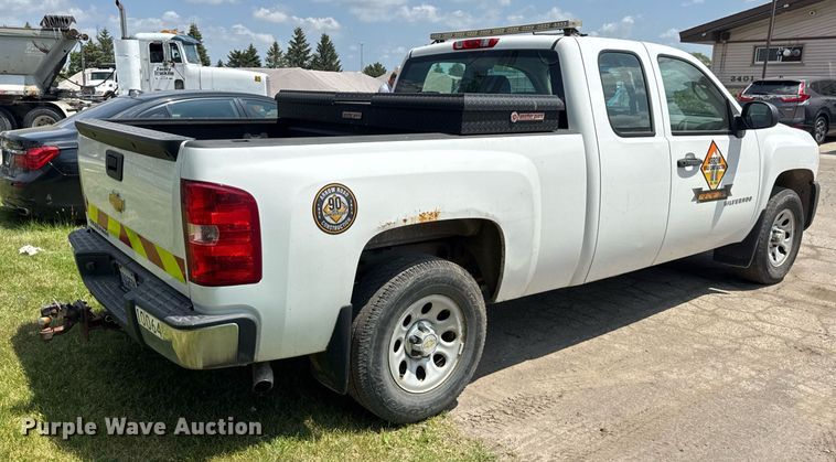 image for item EF2059 2012 Chevrolet Silverado 1500 Ext. Cab pickup truck