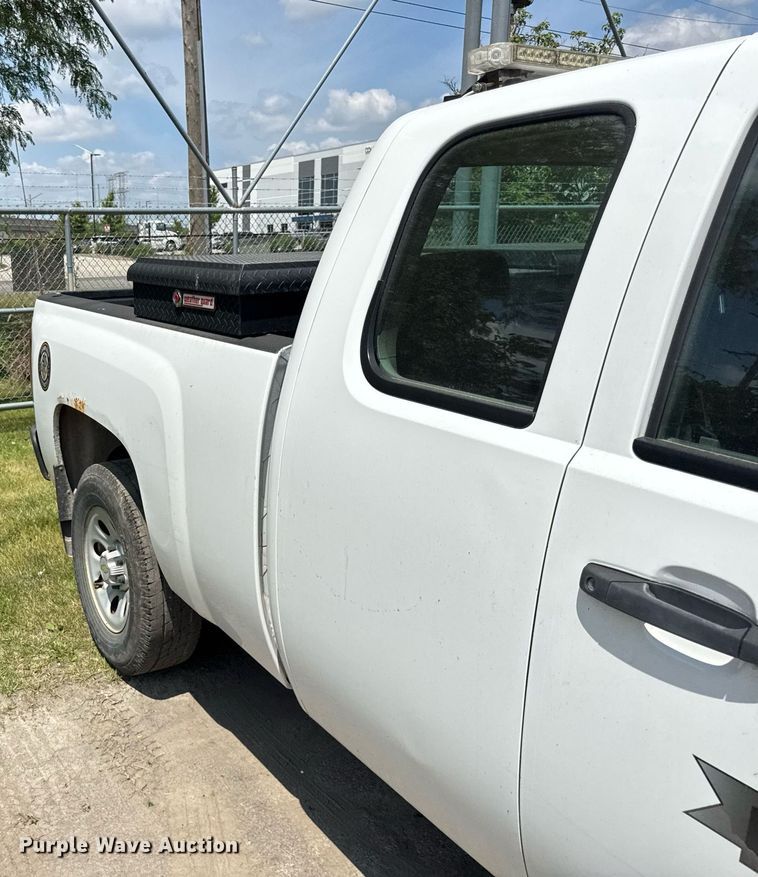 image for item EF2059 2012 Chevrolet Silverado 1500 Ext. Cab pickup truck