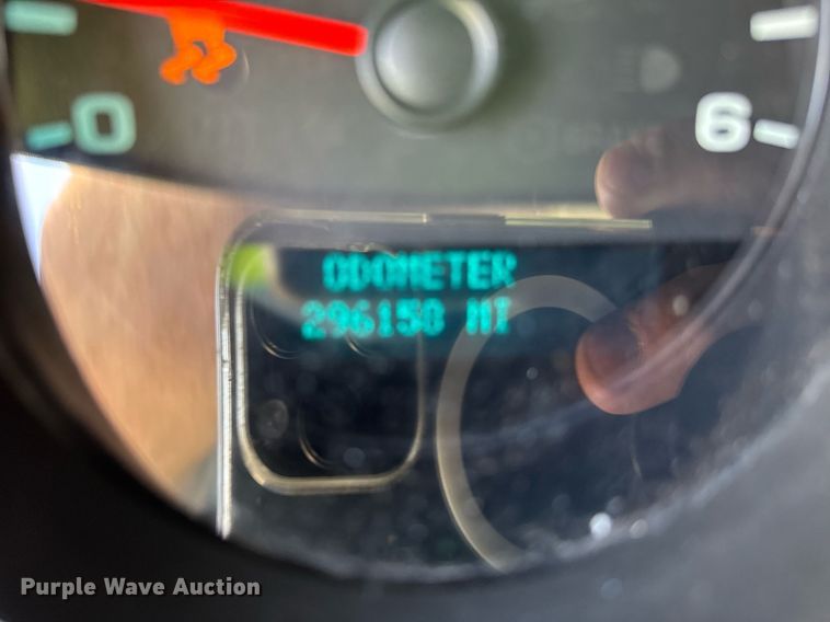 image for item EF2059 2012 Chevrolet Silverado 1500 Ext. Cab pickup truck