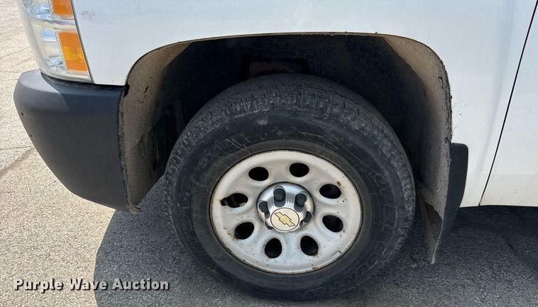 image for item EF2059 2012 Chevrolet Silverado 1500 Ext. Cab pickup truck