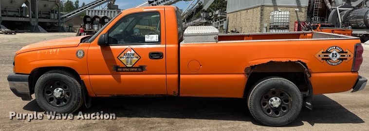 image for item EF2061 2006 Chevrolet Silverado 1500 pickup truck