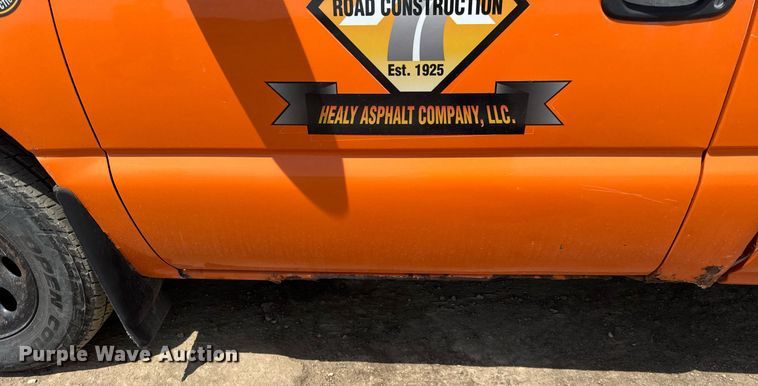 image for item EF2061 2006 Chevrolet Silverado 1500 pickup truck