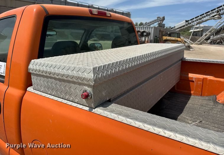 image for item EF2061 2006 Chevrolet Silverado 1500 pickup truck