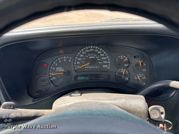 image for item EF2061 2006 Chevrolet Silverado 1500 pickup truck