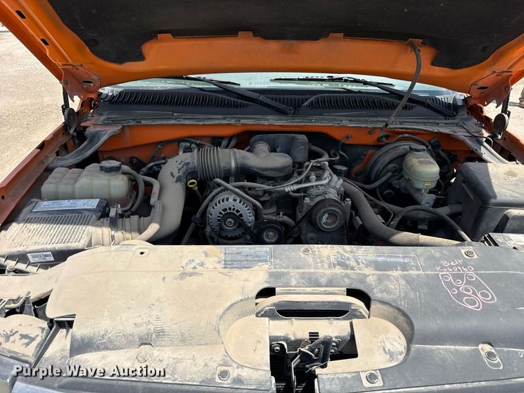 image for item EF2061 2006 Chevrolet Silverado 1500 pickup truck