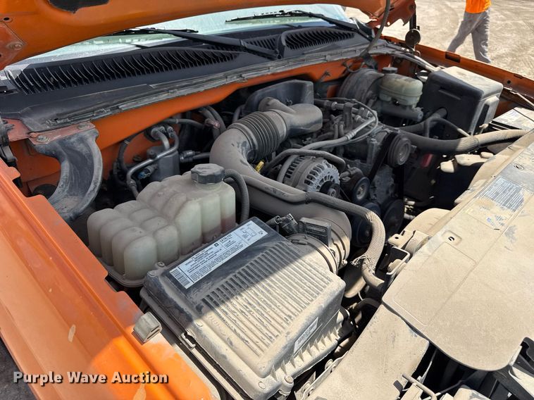 image for item EF2061 2006 Chevrolet Silverado 1500 pickup truck