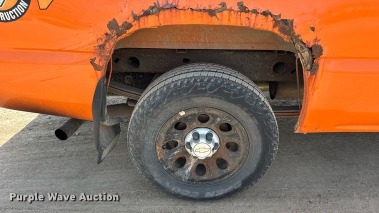 image for item EF2061 2006 Chevrolet Silverado 1500 pickup truck